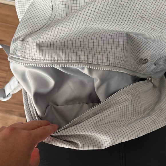 Lululemon backpack - Picture 4 of 6